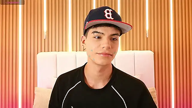 Dulcey  online show from 4, 4, 2026