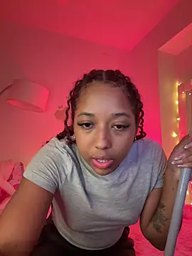 Snapshot of _Zahara_ chatting on 1, 6, 2026 Zahara online show from 1, 6, 2026