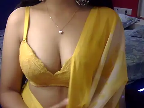 Snapshot of horny_natasha chatting on 10, 10, 2025 horny natasha online show from 10, 10, 2025