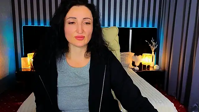 MissRossi online show from 11, 10, 2025