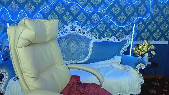 MissRossi online show from 10, 11, 2025