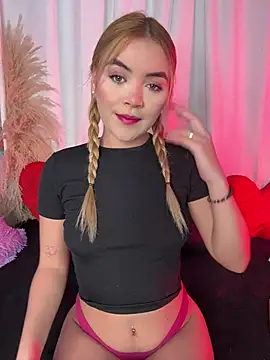 Snapshot of Miaa_rosses3 chatting on 6, 8, 2026 Miaa rosses3 online show from 6, 8, 2026