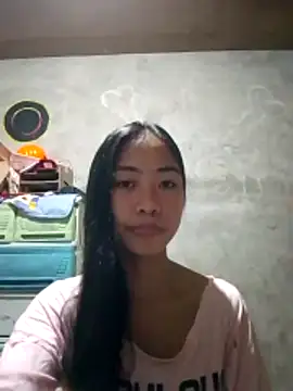 Snapshot of SweetMissPinay18 chatting on 23, 5, 2026 SweetMissPinay18 online show from 23, 5, 2026