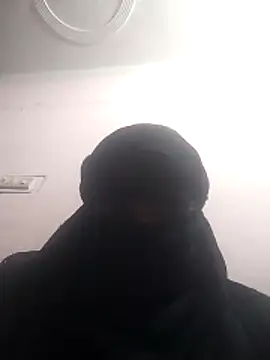 Snapshot of amolicars chatting on 3, 12, 2025 amolicars online show from 3, 12, 2025