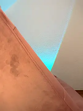 ox Tricia online show from 14, 11, 2025