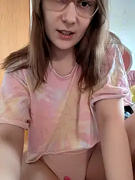 ox Tricia online show from 6, 3, 2026