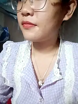 Snapshot of Maimai00 chatting on 7, 10, 2025 Maimai00 online show from 7, 10, 2025