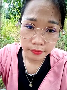 Snapshot of Maimai00 chatting on 25, 10, 2025 Maimai00 online show from 25, 10, 2025