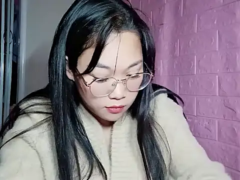 Snapshot of Maimai00 chatting on 25, 11, 2025 Maimai00 online show from 25, 11, 2025