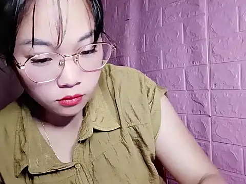 Snapshot of Maimai00 chatting on 30, 11, 2025 Maimai00 online show from 30, 11, 2025