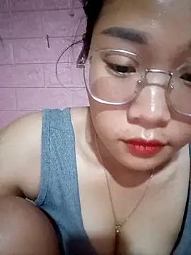 Snapshot of Maimai00 chatting on 8, 10, 2025 Maimai00 online show from 8, 10, 2025