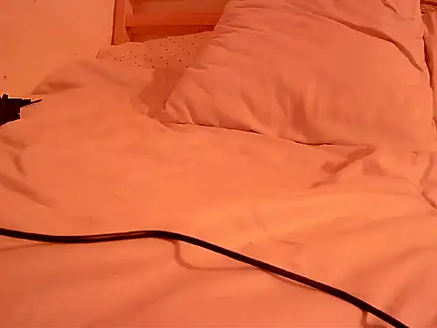 kimTgirl online show from 1, 2, 2026