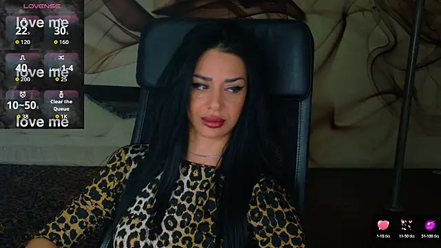 NaomiScarlet online show from 28, 10, 2025