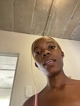 prettydollyy online show from 11, 4, 2026