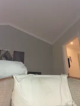 prettydollyy online show from 7, 4, 2026