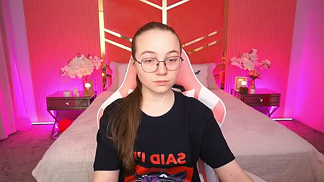 ArrinaWairr online show from 16, 12, 2025