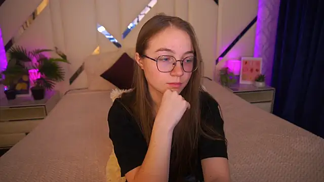 ArrinaWairr online show from 14, 11, 2025