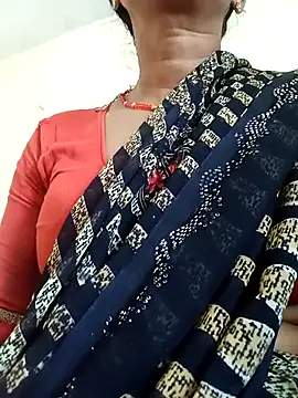 Snapshot of Cutreet chatting on 10, 9, 2025 Cutreet online show from 10, 9, 2025