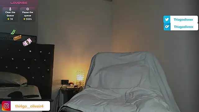 thiago oliveiraa online show from 6, 11, 2025