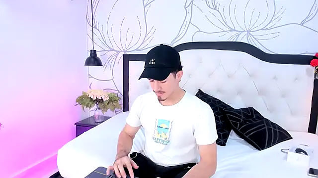 Jim twink online show from 16, 2, 2026