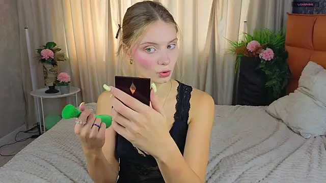 SoftBliss online show from 25, 9, 2025