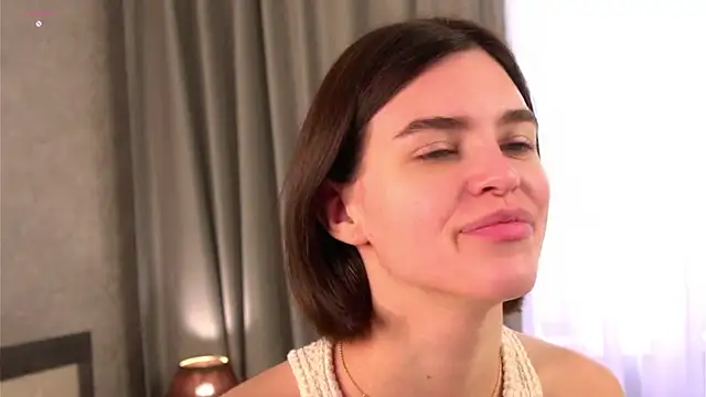 EleneButton online show from 29, 3, 2026