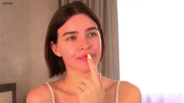 EleneButton online show from 31, 3, 2026