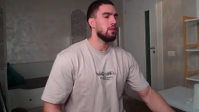 IvanHydee online show from 30, 10, 2025