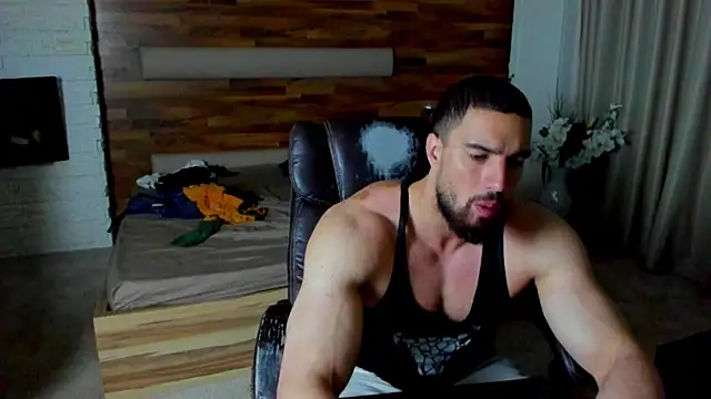 Snapshot of IvanHydee chatting on 10, 5, 2026 IvanHydee online show from 10, 5, 2026