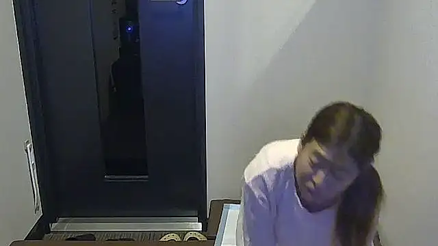 Snapshot of SAKI_saki_01 chatting on 11, 10, 2025 SAKI saki 01 online show from 11, 10, 2025