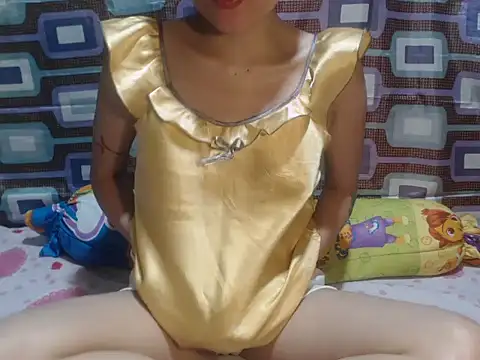 UrKitty lover18 online show from 19, 4, 2026