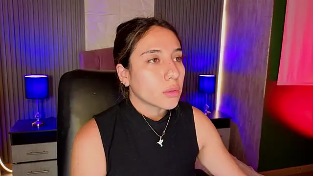 Snapshot of Bonnali_lune chatting on 8, 6, 2026 Bonnali lune online show from 8, 6, 2026