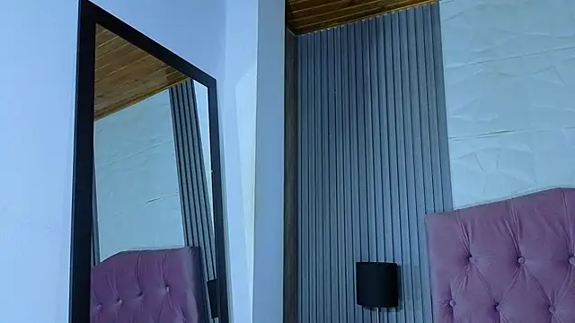 Bonnali lune online show from 10, 4, 2026