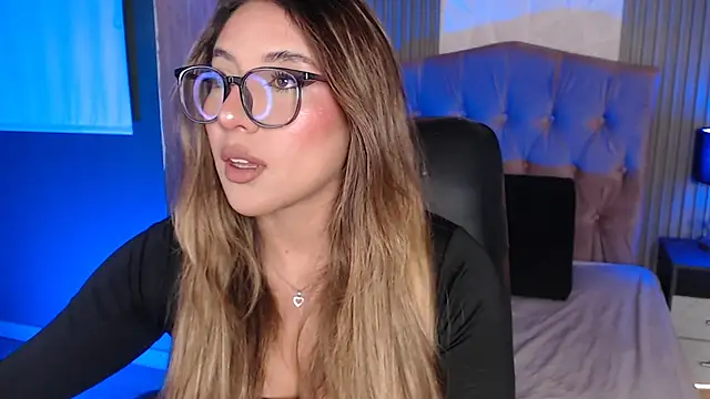 Snapshot of Bonnali_lune chatting on 18, 7, 2026 Bonnali lune online show from 18, 7, 2026