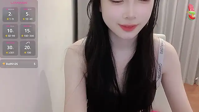 Snapshot of Azami_Chan chatting on 12, 11, 2025 Azami Chan online show from 12, 11, 2025