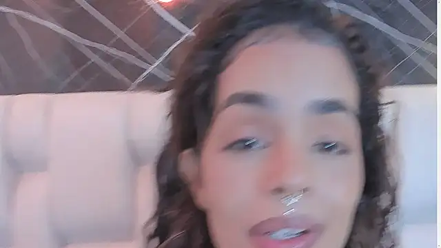 roxanne dl online show from 28, 9, 2025