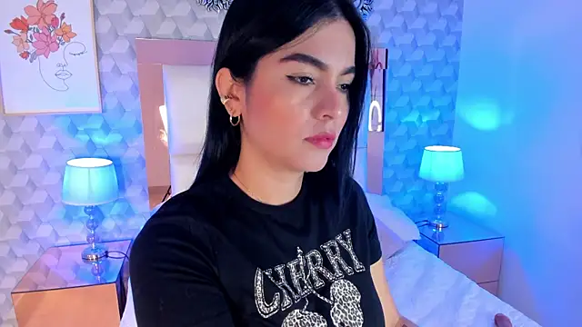 Sasha  sims   online show from 30, 11, 2025