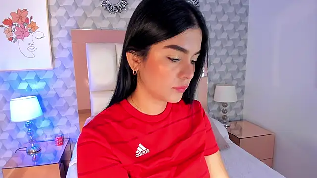 Sasha  sims   online show from 26, 11, 2025