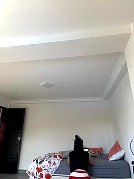 JuanitaMore01 online show from 28, 10, 2025