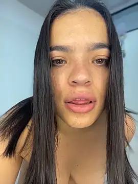 JuanitaMore01 online show from 15, 2, 2026