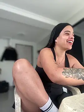 JuanitaMore01 online show from 5, 10, 2025