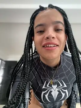 JuanitaMore01 online show from 28, 11, 2025