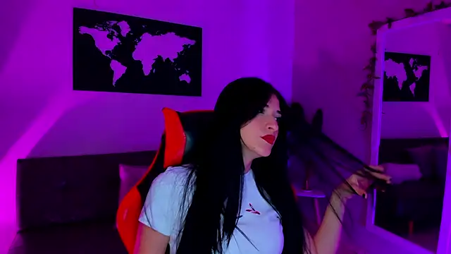 ZoeValencia1 online show from 4, 3, 2026