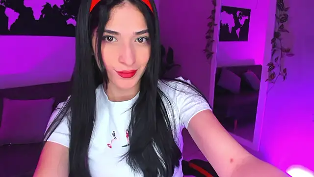 ZoeValencia1 online show from 3, 2, 2026