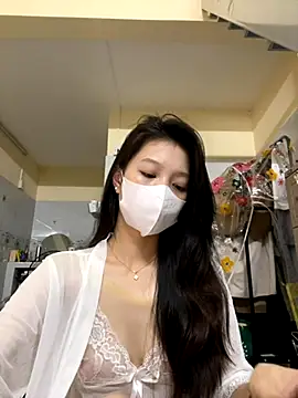 Miinami online show from 2, 10, 2025