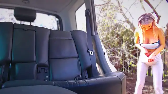 Yourguiltypassionn online show from 15, 4, 2026