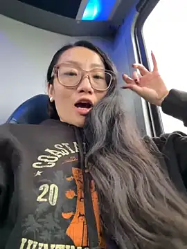 Aliciaz3 online show from 10, 11, 2025