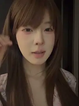 EnEn xiaobao online show from 17, 12, 2025