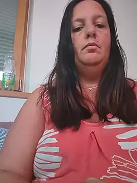 LaReginaNera online show from 3, 6, 2026