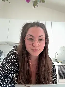 liloush   online show from 20, 4, 2026